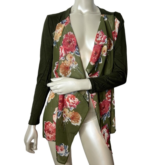 NWOT ALL FOR YOU brand Green Floral Long Sleeve Lightweight Draped Cardigan - Picture 1 of 9
